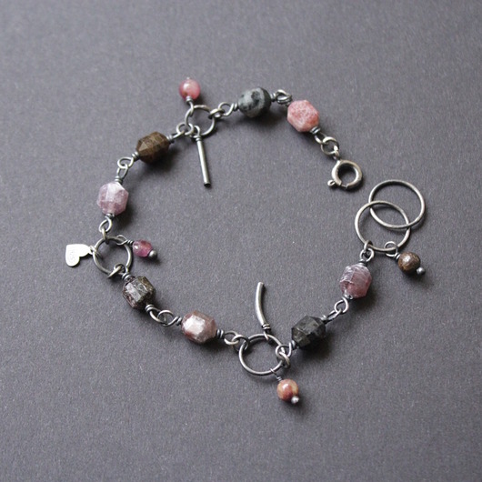 bransoletki z kamieni naturalnych Unikatowe turmaliny