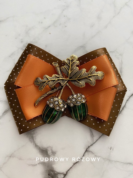 broszki Brosza z okazałymi żołędziami New Jesień Żołądź