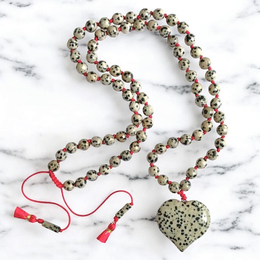 wisiory UNIKATOWY naszyjnik supełkowany : jaspis dalmatyński na czerwono