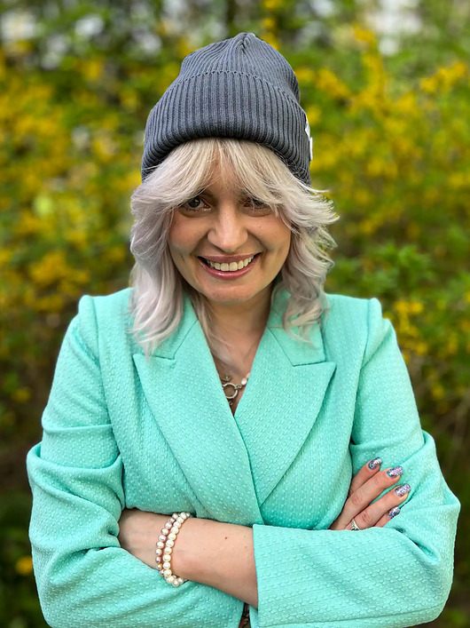 czapki damskie Czapka beanie z bawełny logo kolorowe Ciemny szary