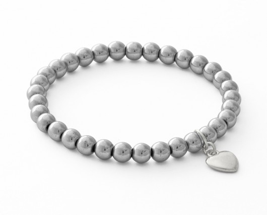 bransoletki z kamieni naturalnych Silver hematite with heart pendant.