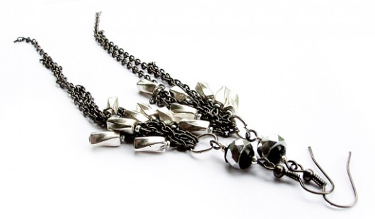 Mixed metals / earrings / Chain! Buy or Die