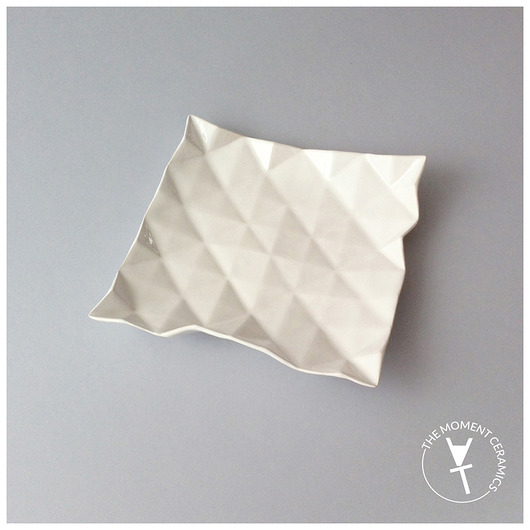 Talerzyk ORIGATO AT the moment ceramics