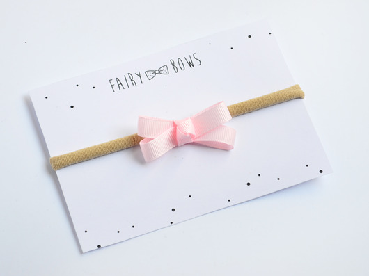 FairyBows opaska malutka kokardka blady róż FairyBows