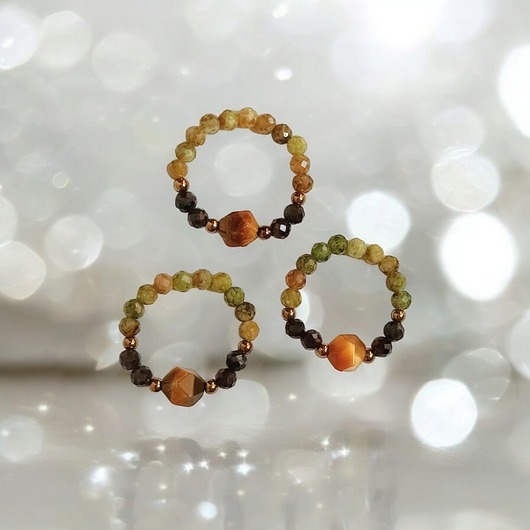 pierścionki elastyczne Pierścionek jesienny : granat zielony, tygrysie oko