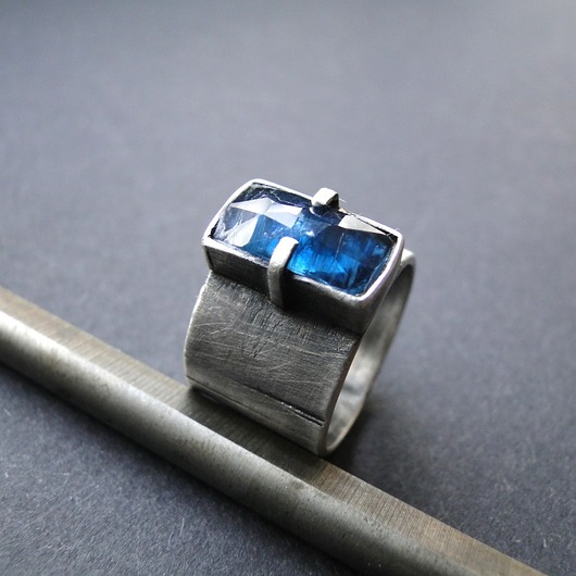 pierścionki srebrne Zamówienie-Pierścień Morski kianit