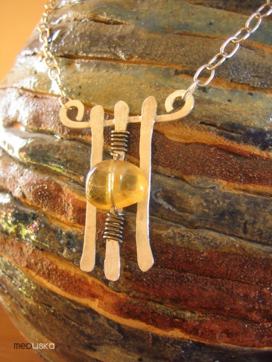 Amuletron meduska
