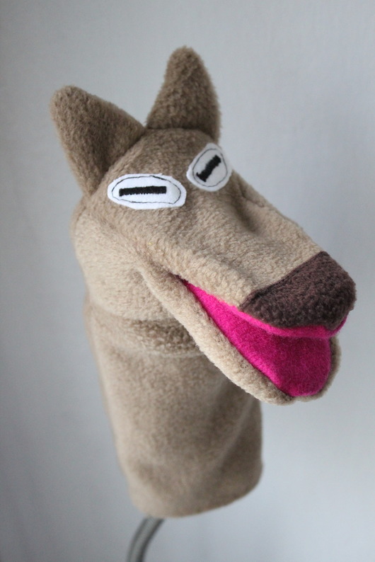 zabawki - inne Szakal Pacynka