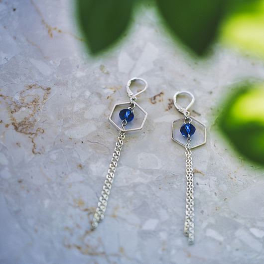 Długie kolczyki srebrne z niebieskim kryształkiem AllDIY Jewelry
