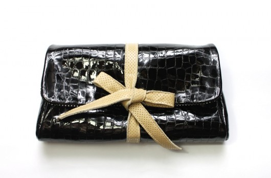 Skórzana kopertówka Black Beige Bow Zuzia Górska