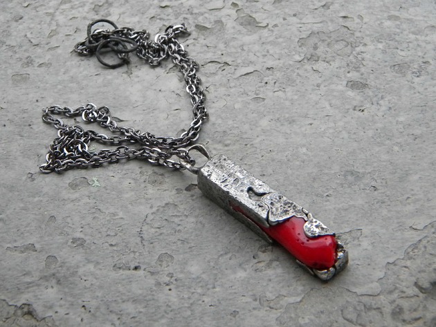 biżuteria męska Kloc z  koralem -  korzeń incorporato  - naszyjnik