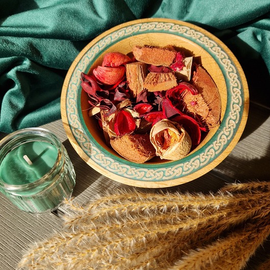 talerze, miski Celtycka miska z dębu i żywicy epoksydowej