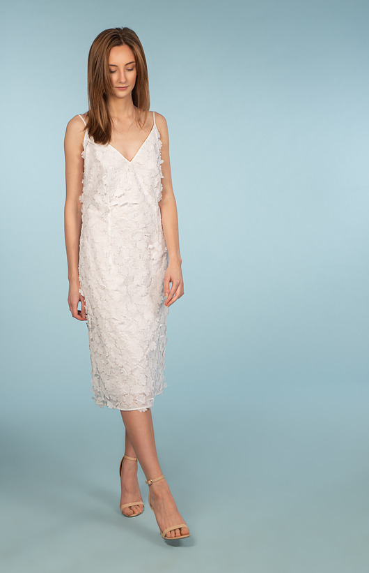 sukienki midi damskie Biała sukienka w kwiatki