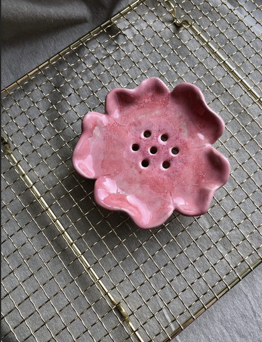 mydelniczki Ceramiczna mydelniczka Różowy Kwiat