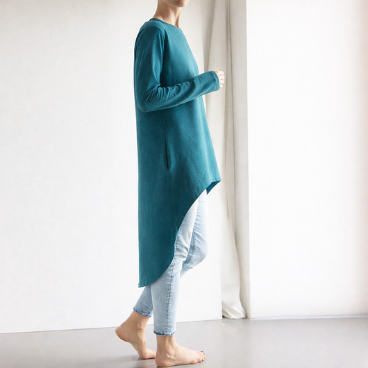 sukienki mini damskie Sukienka Tunika dresowa Przód tył niebieski melanż