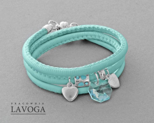 Mint strap with pendants & bead. Lavoga