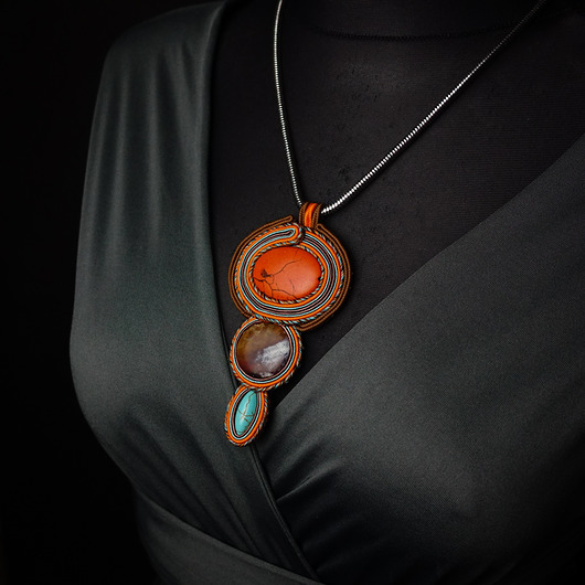 wisiory Jesienny wisior soutache