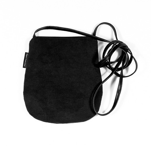 simple little black RękaProduction