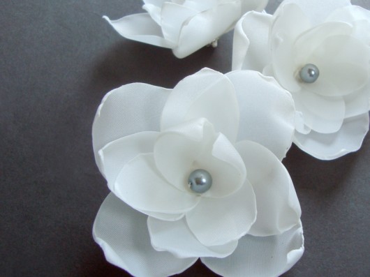 WHITE SILENCE SundayRose