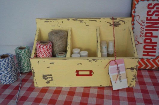 Skrzynka Funny Yellow MIA home