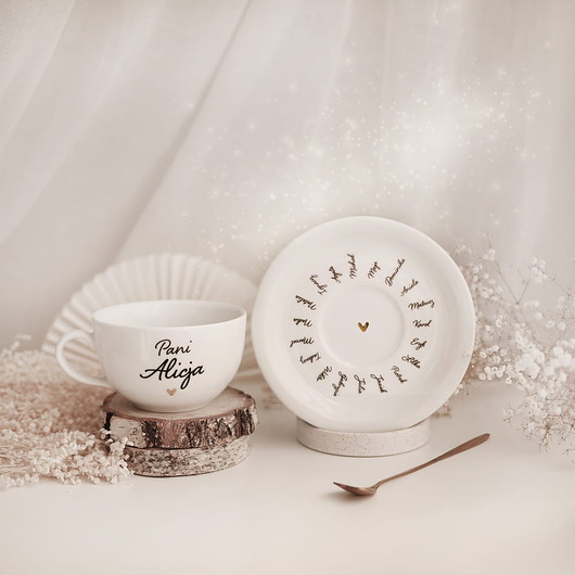 filiżanki Biała Filiżanka Porcelanowa z Personalizacją 350 ml - Imiona Dzieci dla Naucz