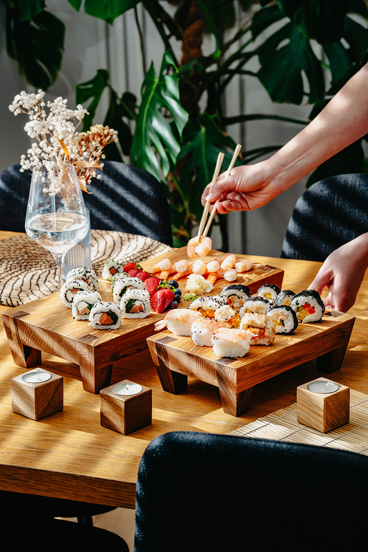 deski do krojenia i tace Deska do serwowania sushi dębowa mala