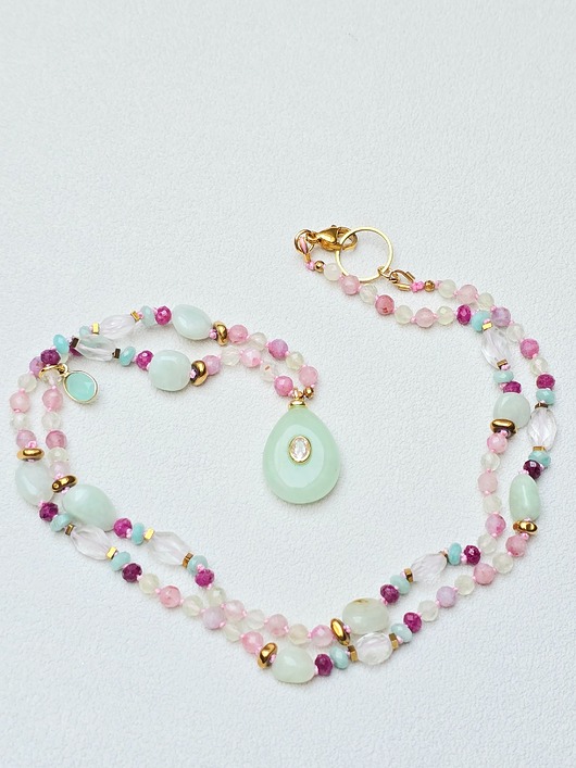 wisiory Supełkowany naszyjnik  Pastelowa Radość