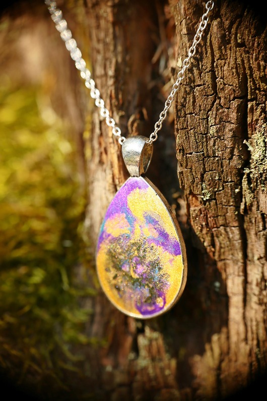 wisiory Wisiorek z żywicy - Nebula