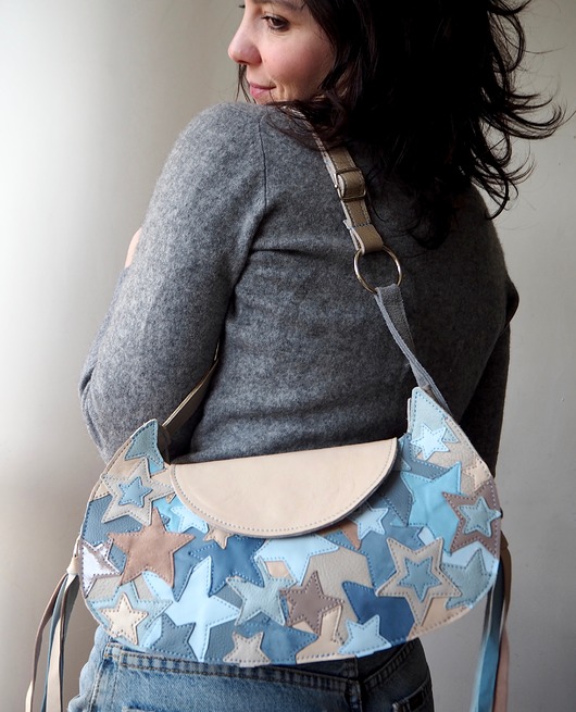 torby na ramię Skórzana torebka w gwiazdki z recyklingu