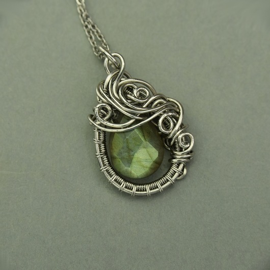 wisiory Wisiorek oryginalny labradoryt wire wrapping