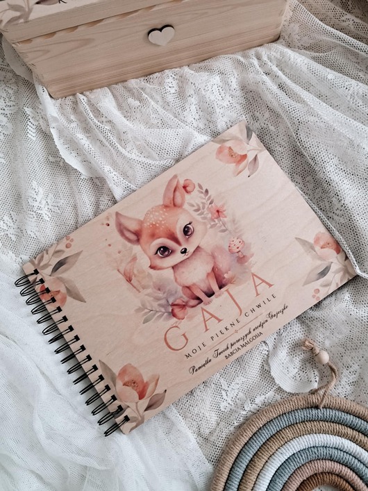 akcesoria na chrzest ALBUM NA ZDJĘCIA WKLEJANE  lisek metryczka urodzenia na chrzest