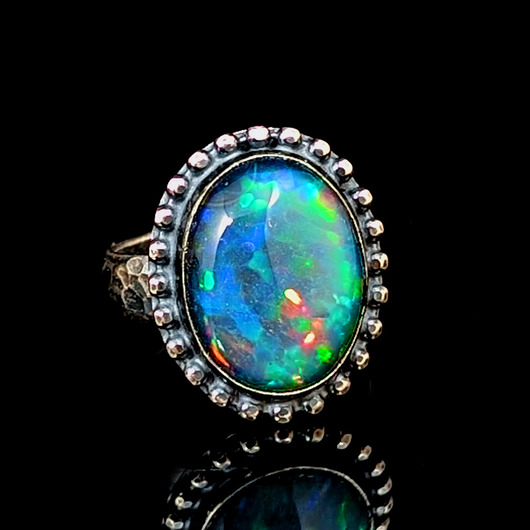 pierścionki srebrne Królewski pierścień z opalem