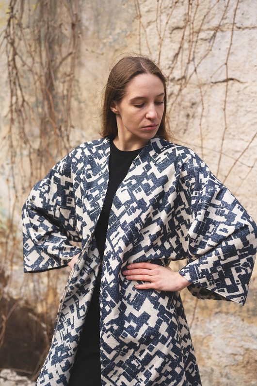 płaszcze damskie Kimono Pixel Grid