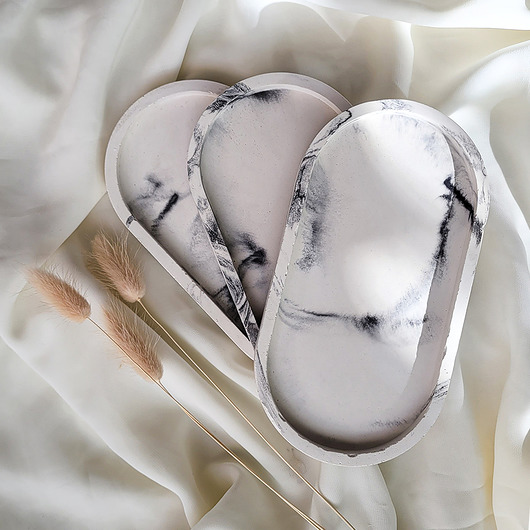 pojemniki na biżuterię Podstawka na biżuterię owal marmurek