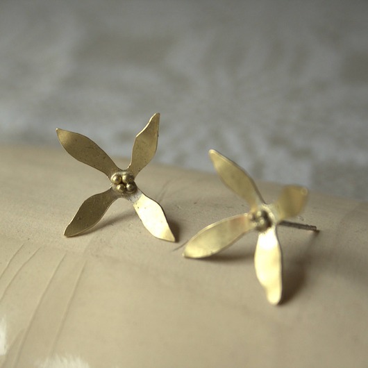 kolczyki z mosiądzu Kolczyki-kwiaty