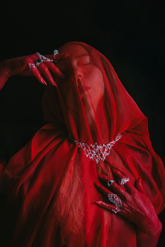 kolie Szklany naszyjnik Scylla "Hekate"