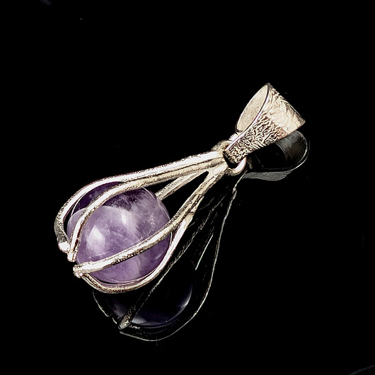 wisiory Ametyst- magiczna kula