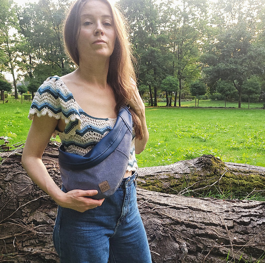 saszetka nerka Nerka "Haru" niebieska bawełniana z ekoskórą