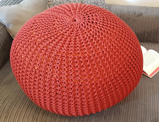 pufy do siedzenia Dziergany puf, puf, pufa, pufa na drutach
