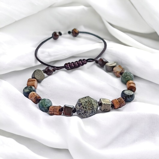 bransoletki z kamieni naturalnych Amulet - ZIEMIA - turkus afrykański, jaspis, piryt - vol.II