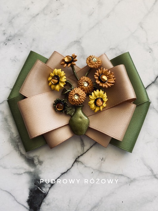 broszki Artystyczna Brosza z niesamowitymi Słonecznikami New