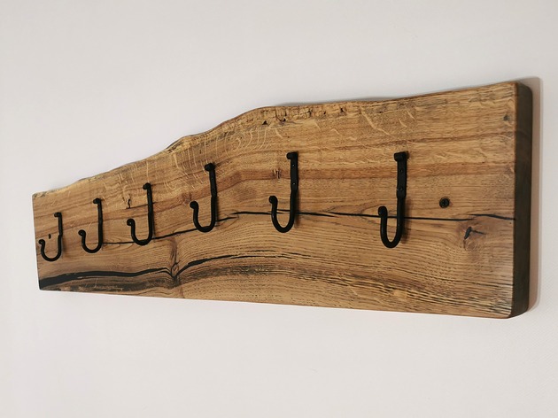 wieszaki Duży wieszak na ścianę  - dąb z żywicą 95 cm