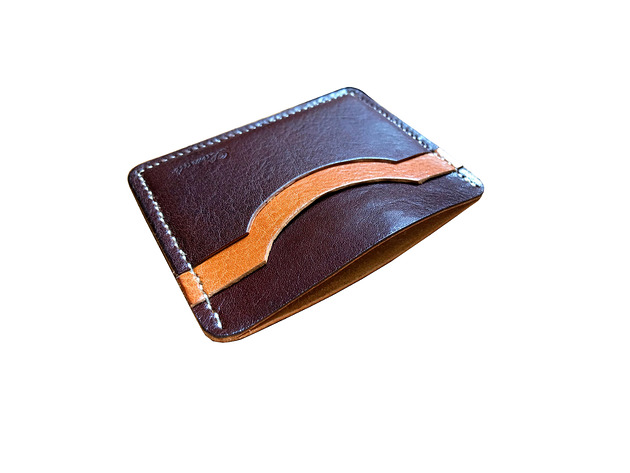 Etui na karty 001 ciemno brązowe - mini portfel Lamato