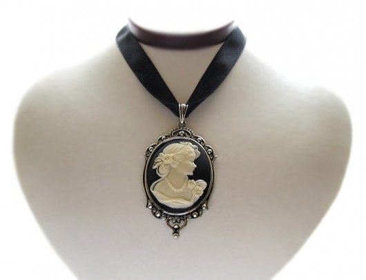 CAMEO - Wisior z Damą by Matusevic