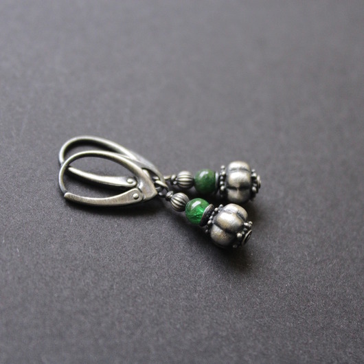 kolczyki z kamieniami Kolczyki zielone latarenki z diopsydem