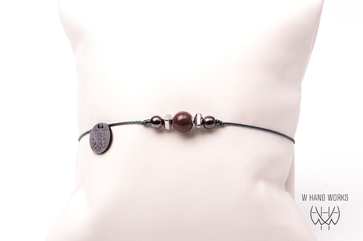 WHW Taste With Dark Mookaite w hand works