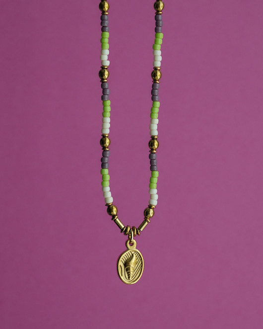 chokery Kolorowy naszyjnik na lato z muszelką