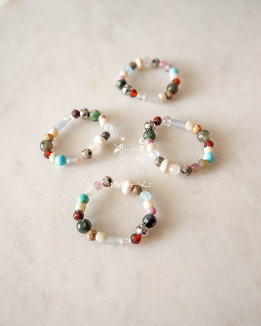 pierścionki elastyczne Funky pierścionek z kamieniem