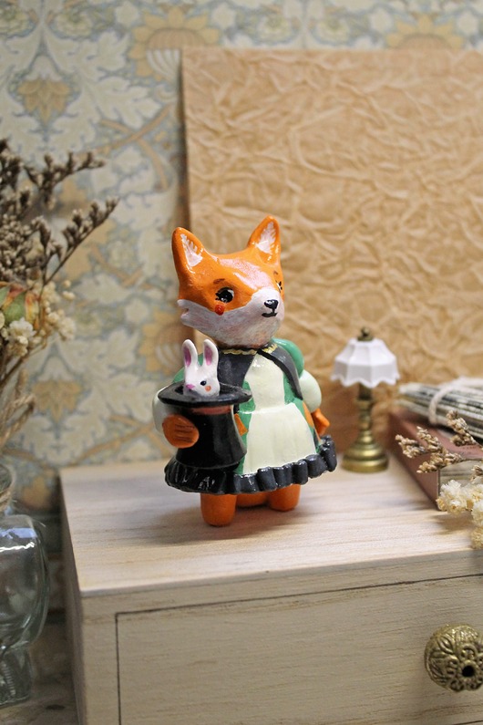 figurki i rzeźby Lisiczka iluzjonistka