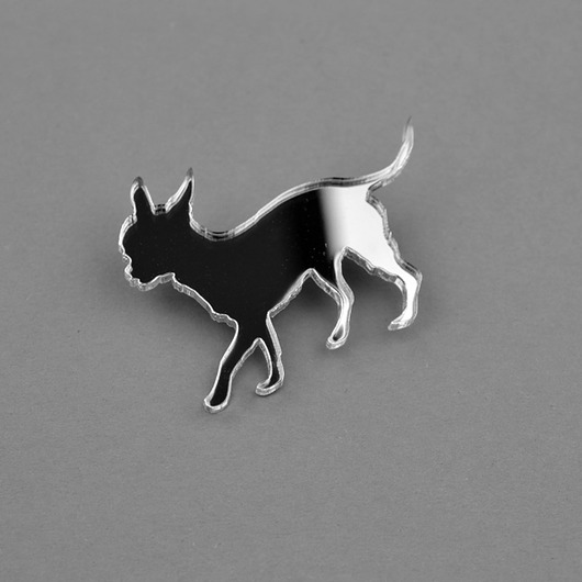 MirrorChihuahua  felt label